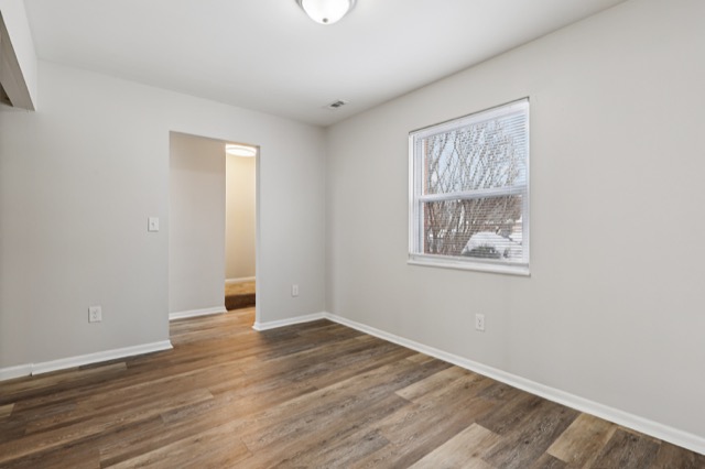 Wingate living room photo 1